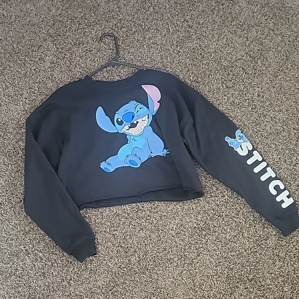 Black Stitch Cropped Sweatshirt